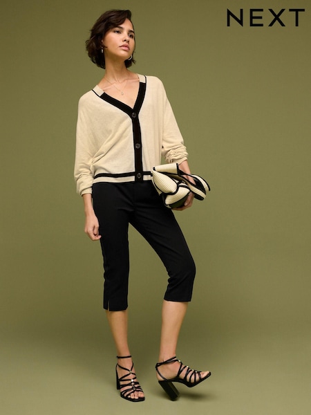 Black Tailored Capri Trousers (Q67048) | €41.50