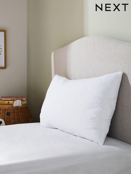 Kids Stain Resistant Pillow Protector (Q67087) | €7.50