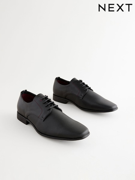 Musta - Slim Square Embossed Derby Shoes (Q67094) | €48