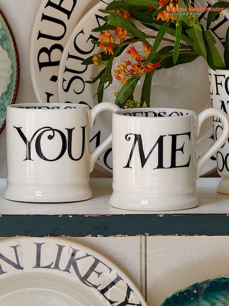 Emma Bridgewater Cream Black Toast you & me set of 2 1/2 Pint Boxed Mugs (Q68042) | R$ 495
