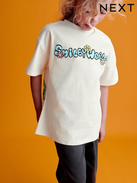 Ecru White Oversized World T-Shirt (3-16yrs) (Q69407) | €7.50 - €10