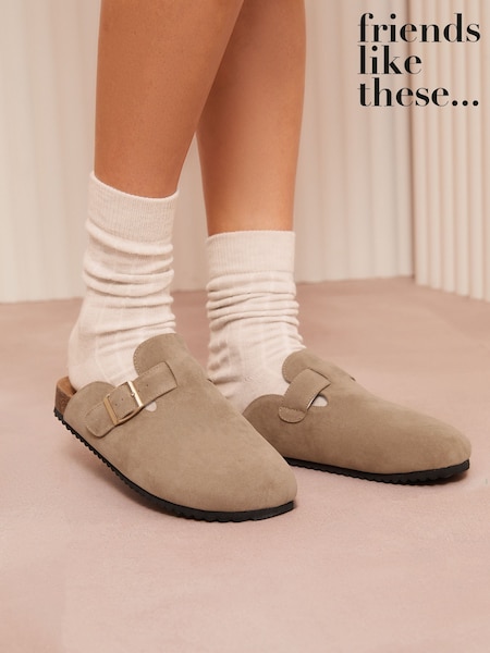 Friends Like These Buckle Faux Suede Comfort Footbed Clog (Q70087) | € 33