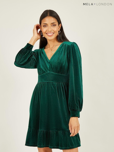 Mela Green Velvet Long Sleeve Skater Dress (Q70733) | 99 QAR