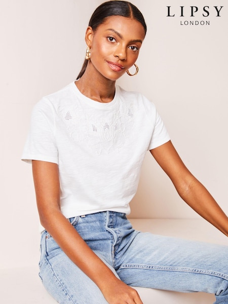 Lipsy Round Neck T-Shirt (Q70835) | €15