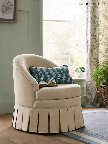 Laura Ashley Launton Natural Fifield Accent Chair (Q70994) | €631