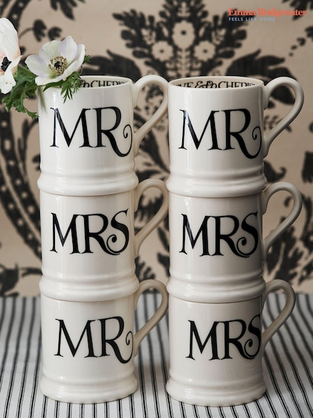 Emma Bridgewater Set of 2 Cream Black Toast Mr & Mrs 1/2 Pint Mugs Boxed (Q71385) | $80