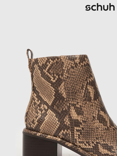 Schuh Bryony Block Heel Boots (Q72189) | AED160