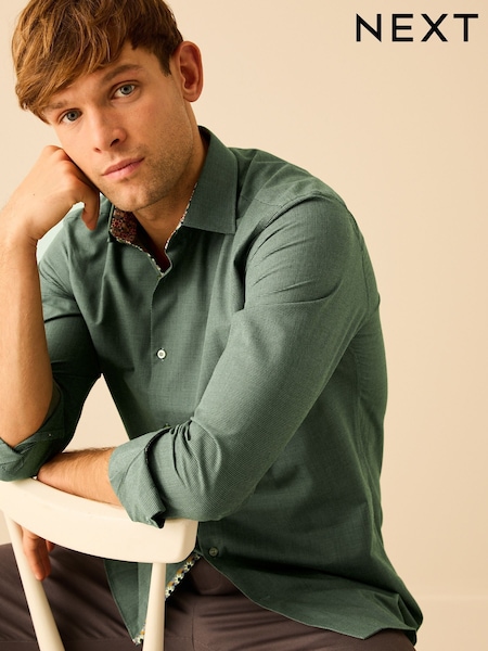 Green Regular Fit Trimmed Easy Care Single Cuff Oxford Shirt (Q73100) | €6