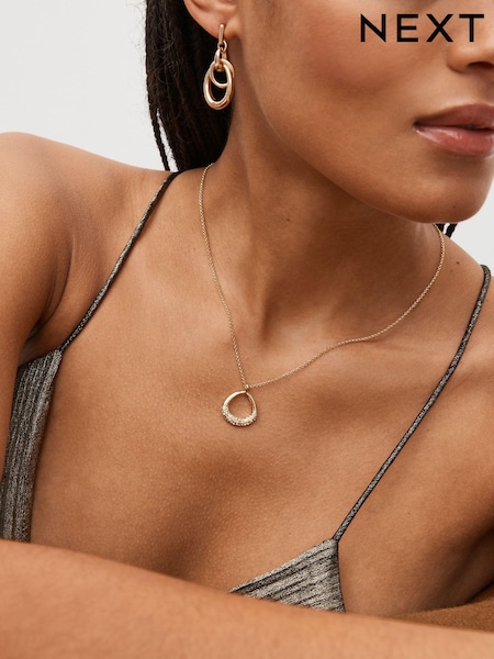 Gold Tone Open Teardrop Necklace (Q73150) | €11
