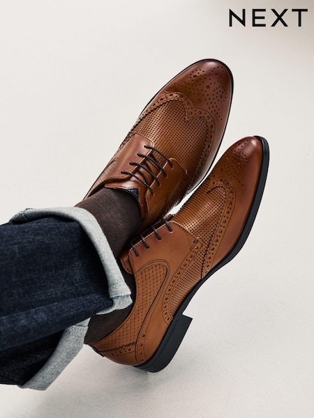Tan Brown Leather Embossed Wing Cap Brogues Shoes (Q74890) | €31