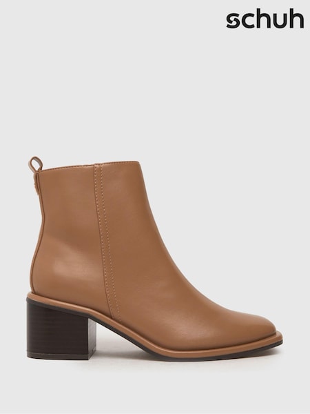 Schuh Bryony Block Heel Boots (Q74959) | AED145