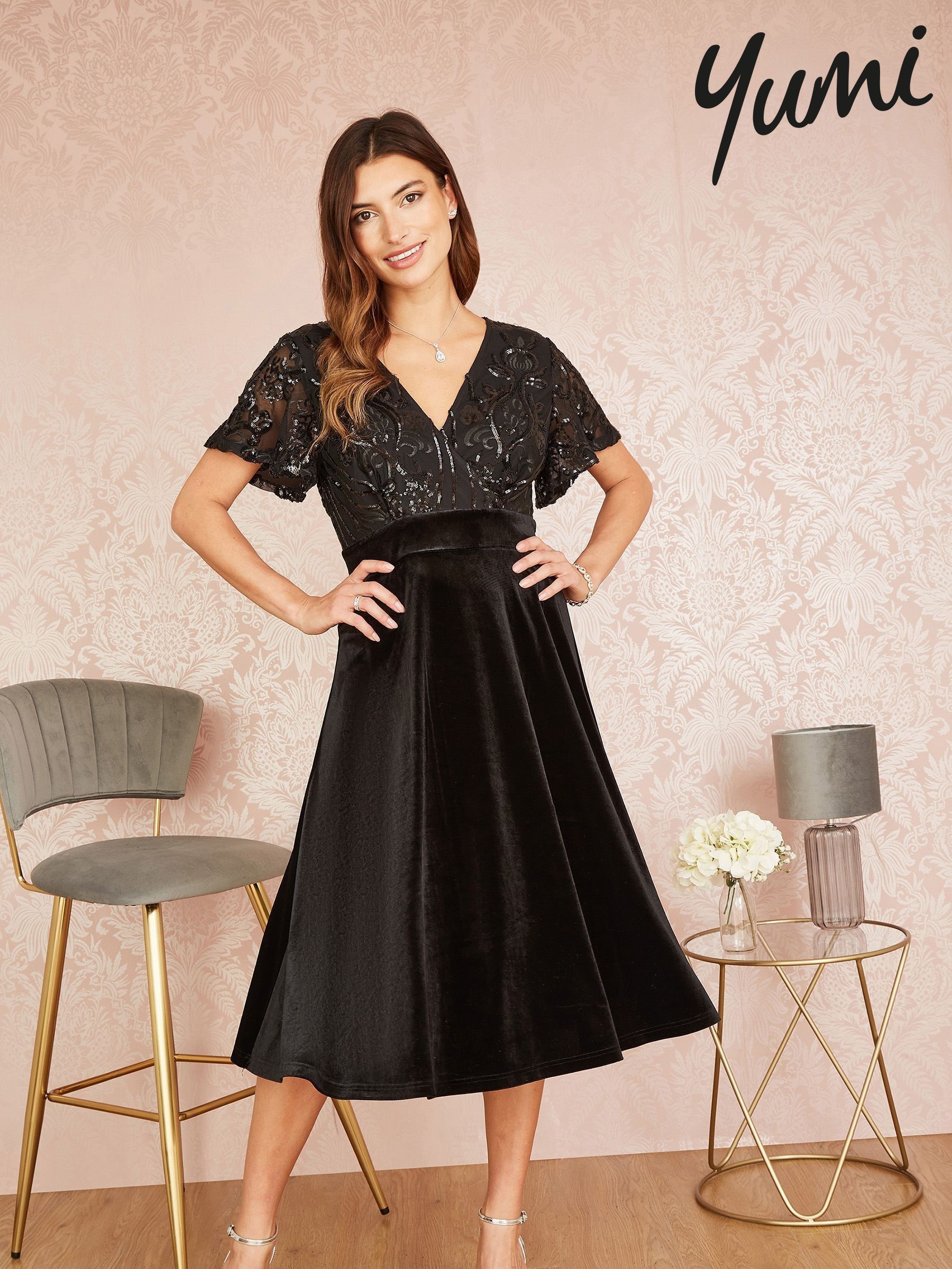 Women s Yumi Black Midi Skater Dresses Next Oman
