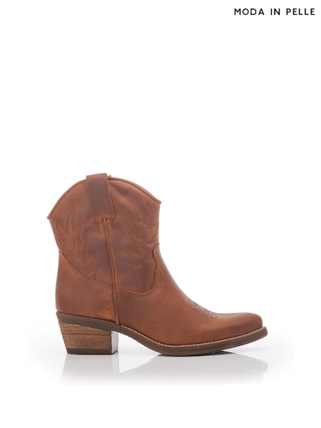 Moda in Pelle Bettsie Ankle Western Boots (Q75292) | ₪699