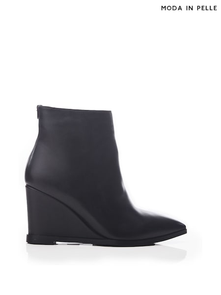 Moda in Pelle Nammie Pointed Toe Wedge Black Ankle Boots (Q75440) | €66