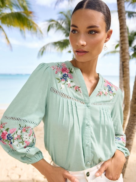 V&A | Love & Roses Green Embroidery Ruffle V Neck Button Through Blouse (Q77502) | €12