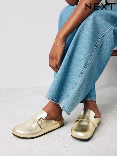Gold Forever Comfort® Suede Footbed Clogs (Q78896) | 56 zł