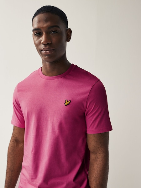 Lyle & Scott Rich Pink Crew Neck 100% Cotton T-Shirt (Q79141) | 74 QAR