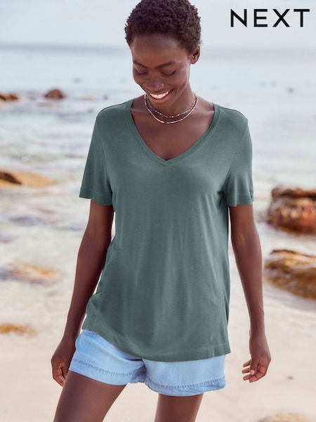 כחול  - Slouch V-neck T-shirt (Q82380) | ‏28‏₪