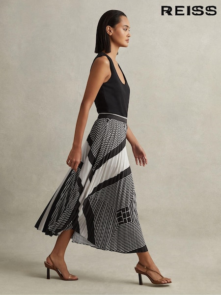 Reiss Gabi Printed Pleated Midi Skirt (Q83321) | ‏1,371‏₪
