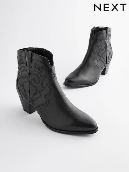 Black Extra Wide Fit Forever Comfort® Stitched Detail Ankle Western/Cowboy Leather Boots (Q83499) | €40
