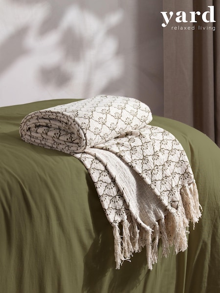 Yard Saku Blossom Fringed 100% Cotton Throw (Q83687) | €60