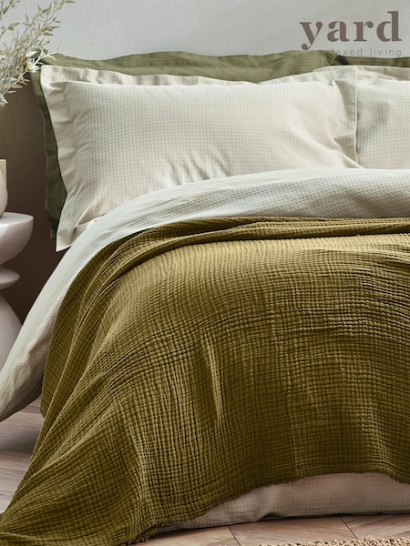 Yard Khaki Green Oversized Lark 4 Layer Muslin Crinkle 100% Cotton Throw (Q83702) | €103