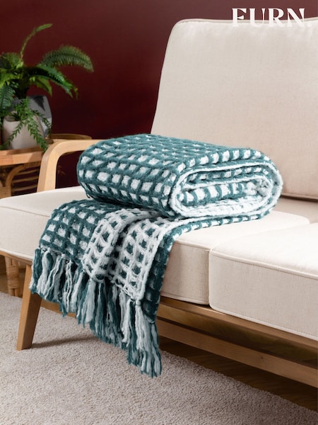 Furn Blue Toasty Waffle Throw (Q83707) | €66