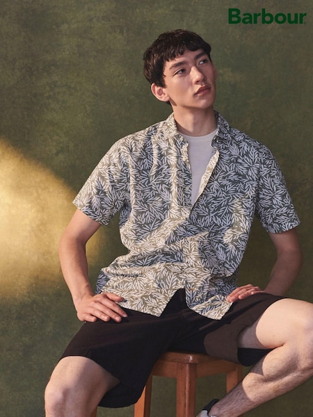 Barbour® Green Jackstone Leaf Print Short Sleeve 100% Cotton Shirt (Q84416) | €39