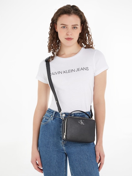 Calvin Klein Minimal Monogram Camera Bag (Q85726) | €71