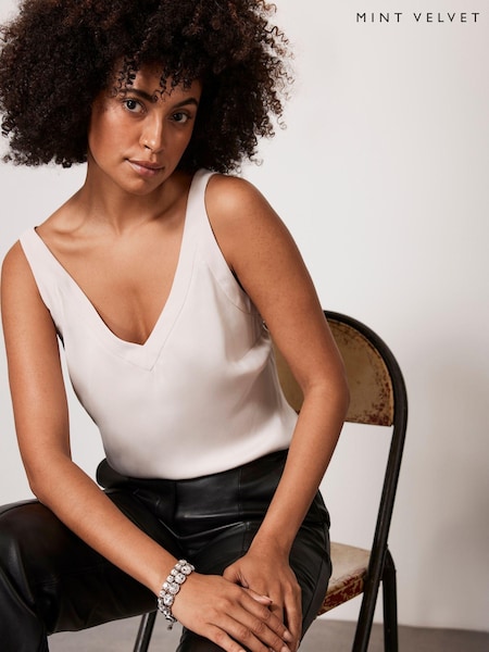 Mint Velvet Cream Camisole Top (Q87019) | €104