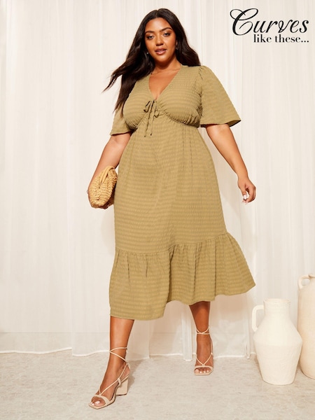 Curves Like These Textured Flutter Sleeve Midi Dress (Q87772) | €25