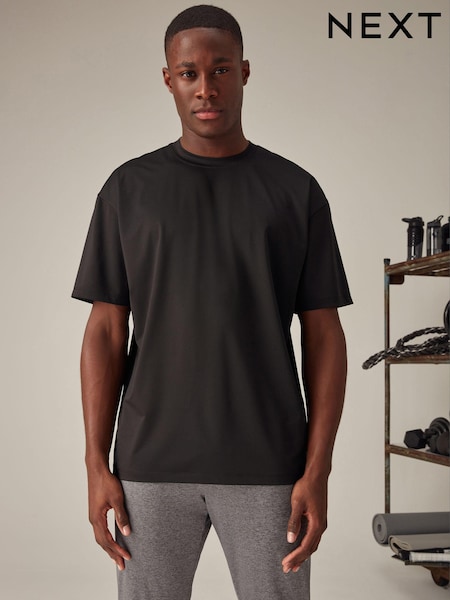 Black Active Relaxed Fit Textured Training T-Shirt (Q89211) | €8