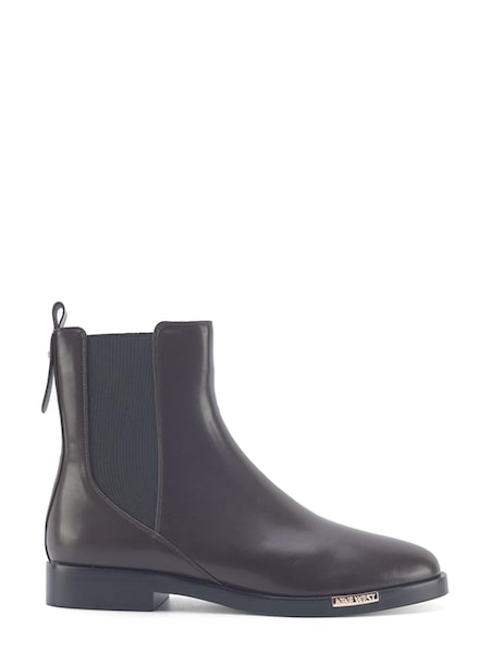 Nine West Womens 'Sandie' Flat Chelsea Brown Boots (Q92791) | €69
