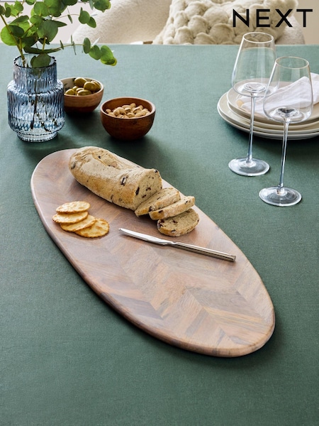 Wooden Extra Large Valencia Serve Board (Q92949) | €36