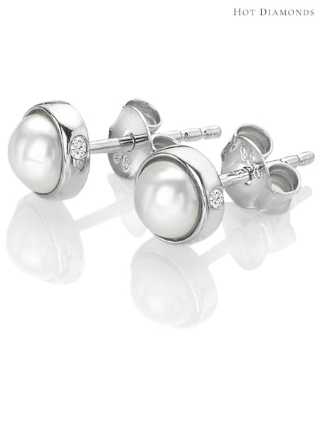 Hot Diamonds Silver Tone Amulets Pearl Earrings (Q92988) | 2,103 UAH