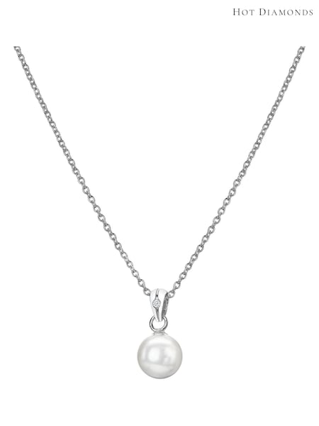 Hot Diamonds Silver Plated Amulet Pendant Necklace (Q93039) | €64