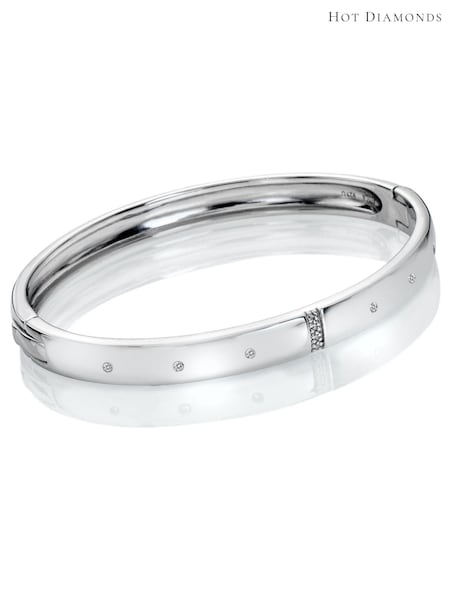 Hot Diamonds Silver Tone Much Loved Bangle (Q93109) | €279