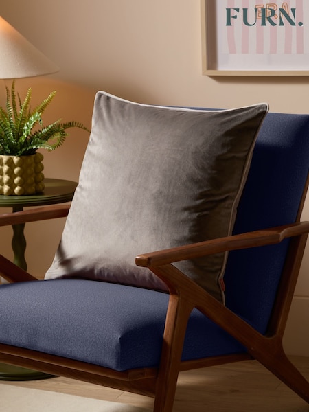 غطاء وسادة كرسي مخملي Meridian من Furn