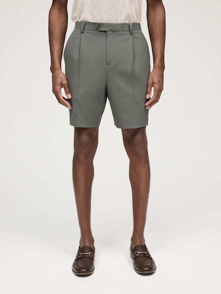 Green Motionflex Stretch Suit: Shorts (Q94307) | €6