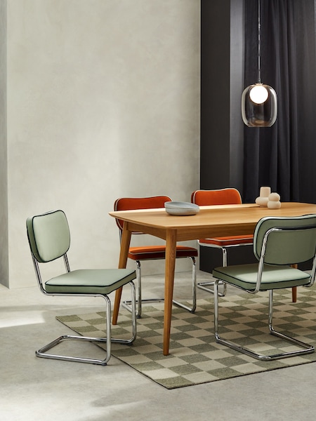 MADE.COM Set of 2 Jade Green with Dark Green Piping Parker Dining Chairs in Velvet (Q94557) | €567