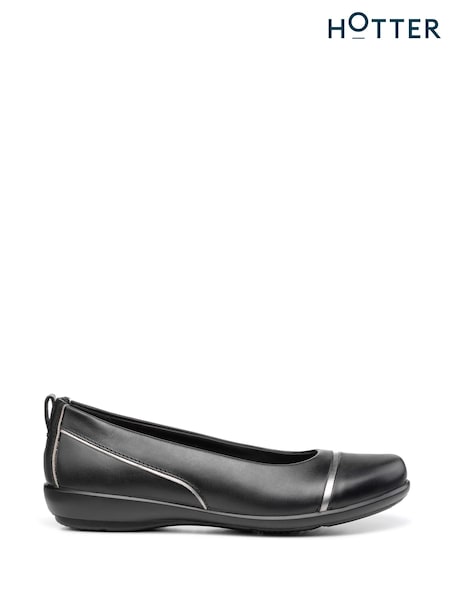 Hotter Wren Slip-On Regular Fit Shoes (Q95708) | € 91