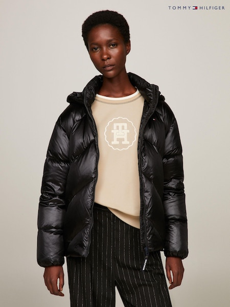 Tommy Hilfiger Chevron Black Down Jacket (Q96257) | €147