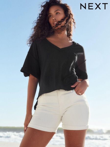 Black (Q96573) | €6