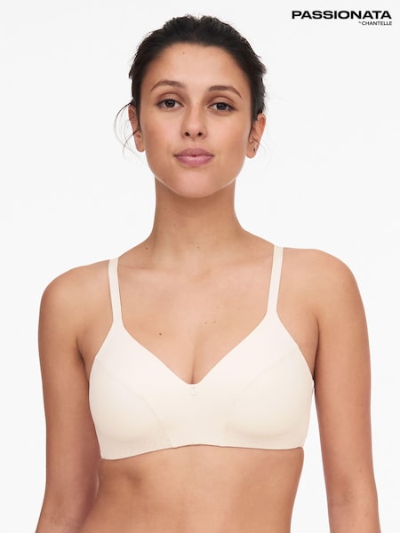 Chantelle Cloudia Soft Feel Non Wired T-Shirt Bra (Q97330) | €37