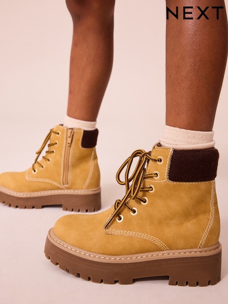 Tan Brown Lace-Up Chunky Boots (Q97852) | R$ 325 - R$ 390