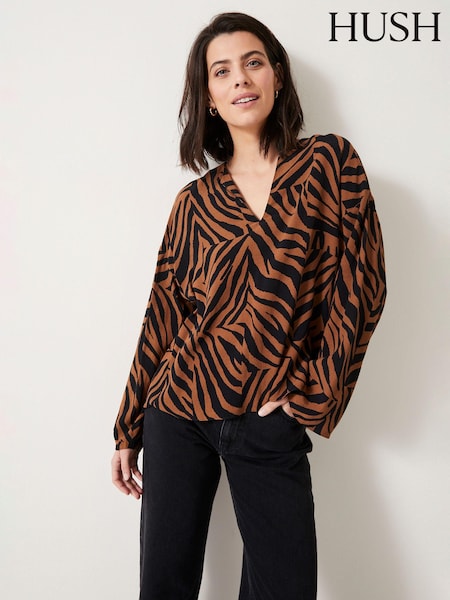 Hush Brown Lauren Notch Neck Top (Q98308) | €38