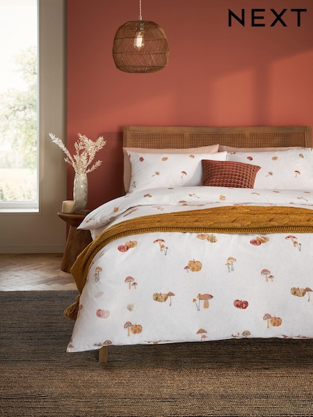 White Autumnal Pumpkins Cotton Rich Reversible Duvet Cover and Pillowcase Set (Q99582) | €8.50 - €21.50