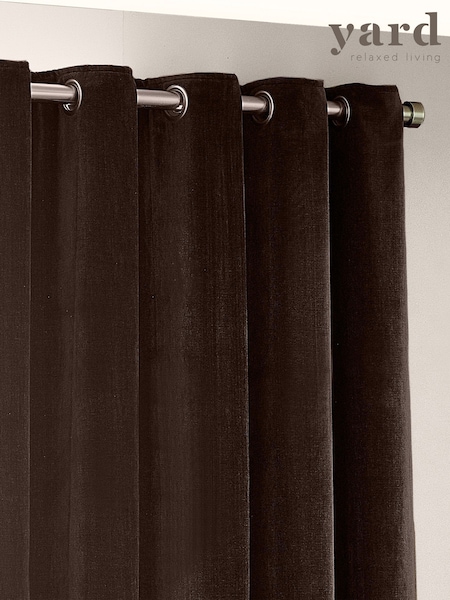 Yard Heavy Chenille Blackout Eyelet Curtain
