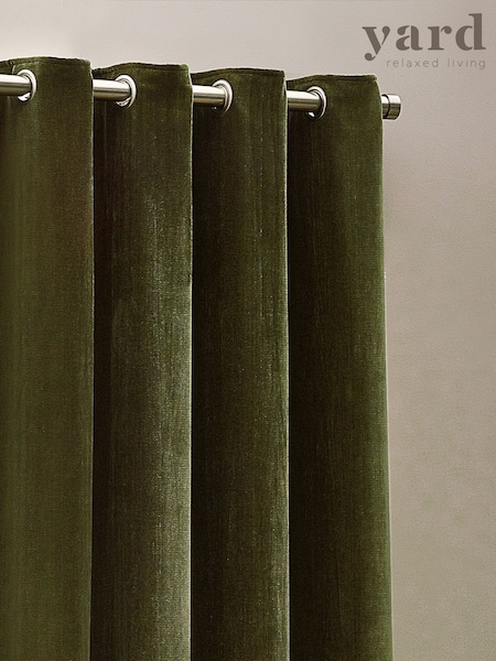 Yard Heavy Chenille Blackout Eyelet Curtain