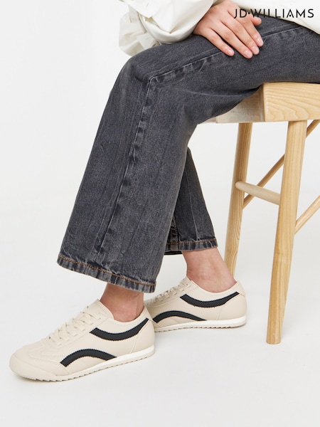 كريم - Jd Williams Retro Slim Trainers